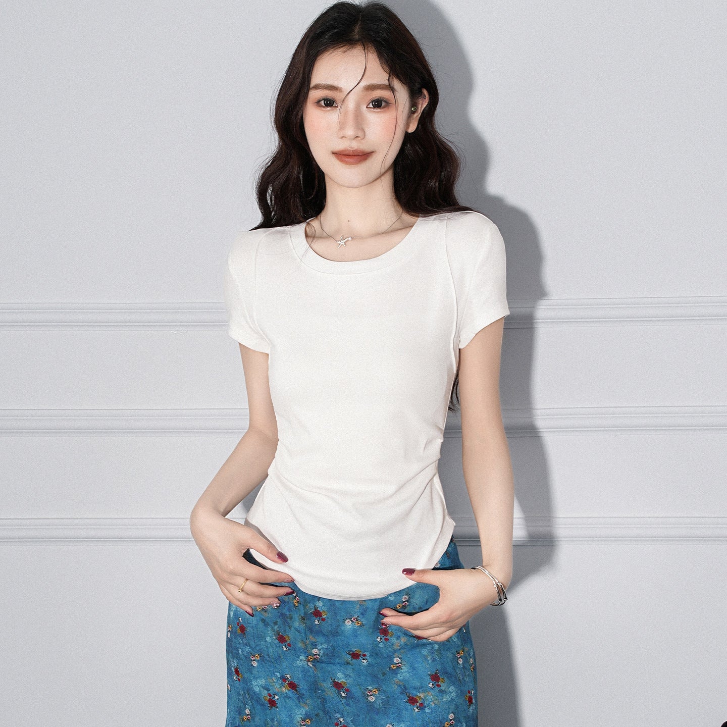 Round Neck Pleated Irregular Hem Short Sleeve T-Shirt for Women