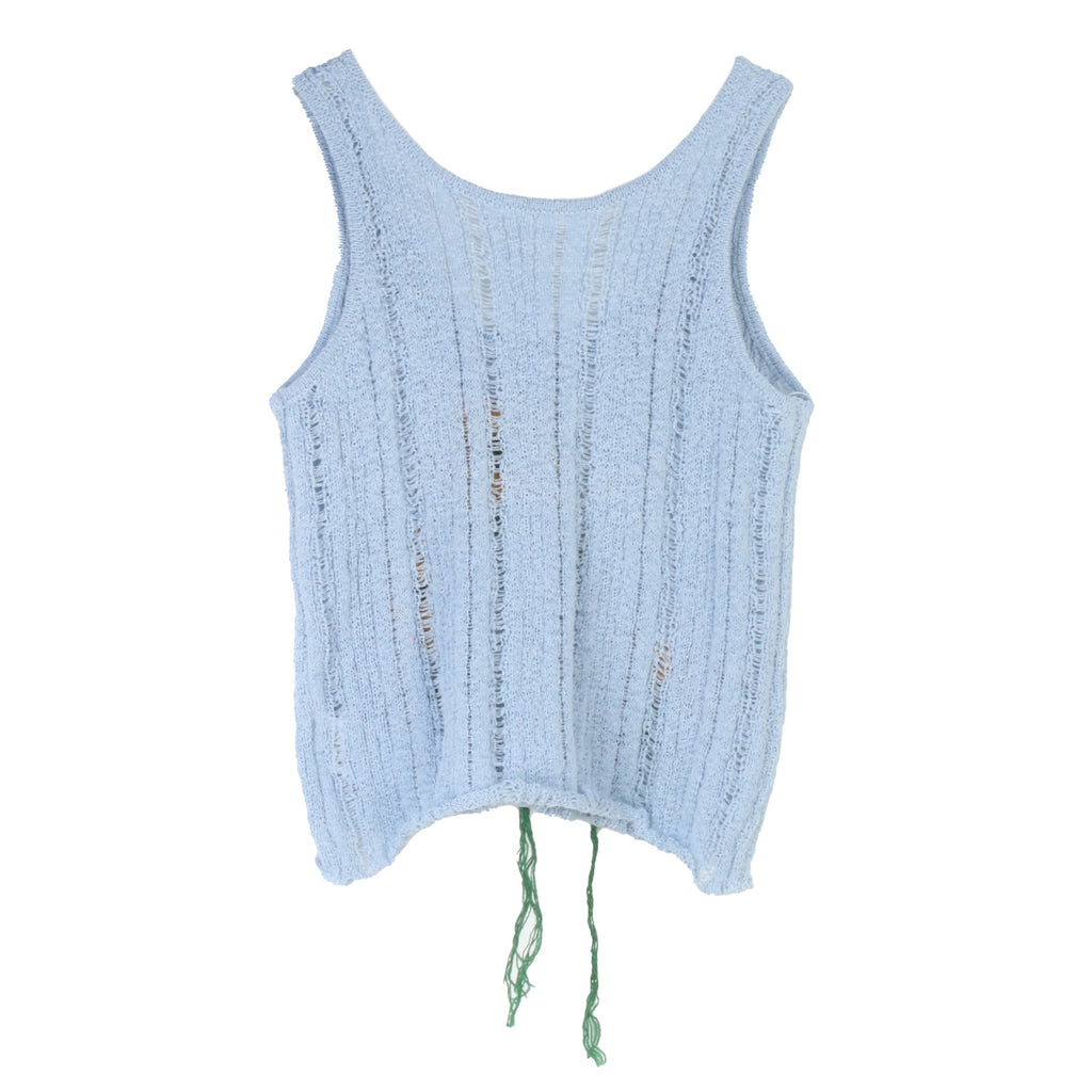 Sleeveless round neck top