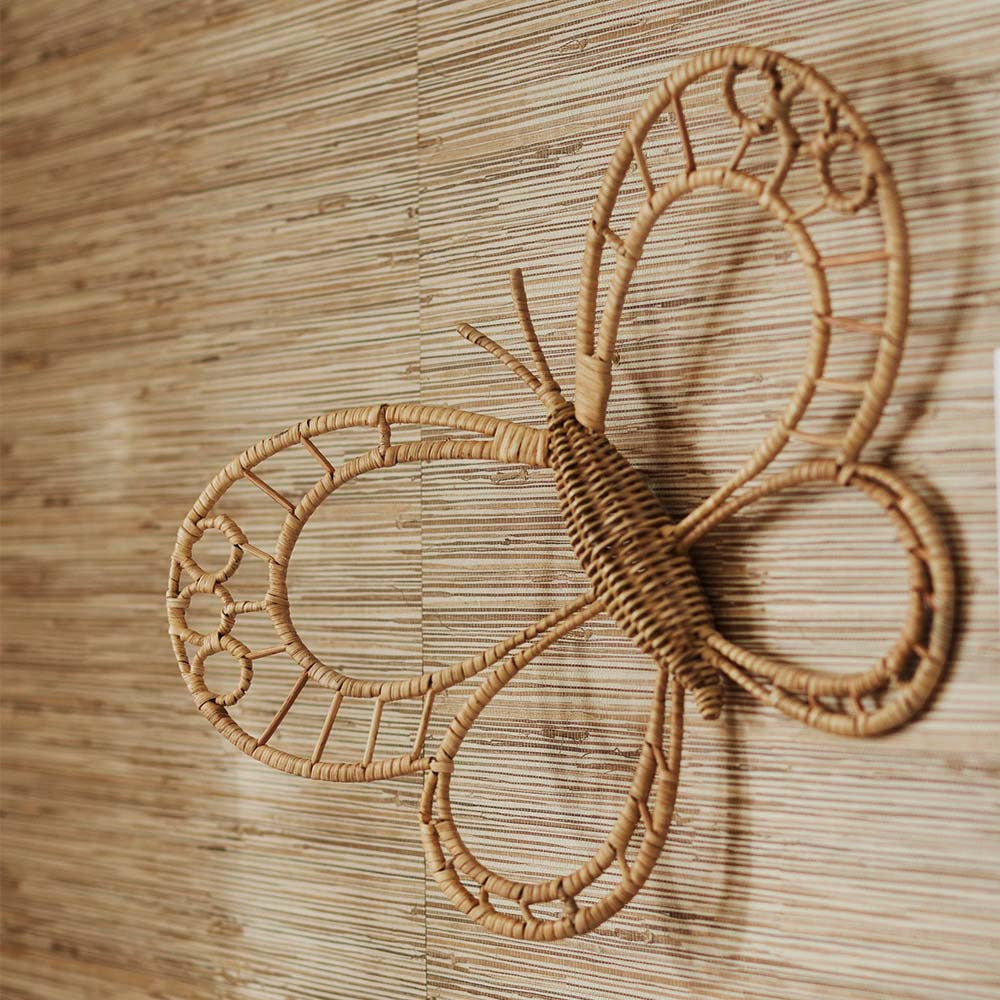 Scandinavian Style Woven Decorative Grass Butterfly Wall Hanging for Home, Hotel, Photo Props and Interior Decoration
