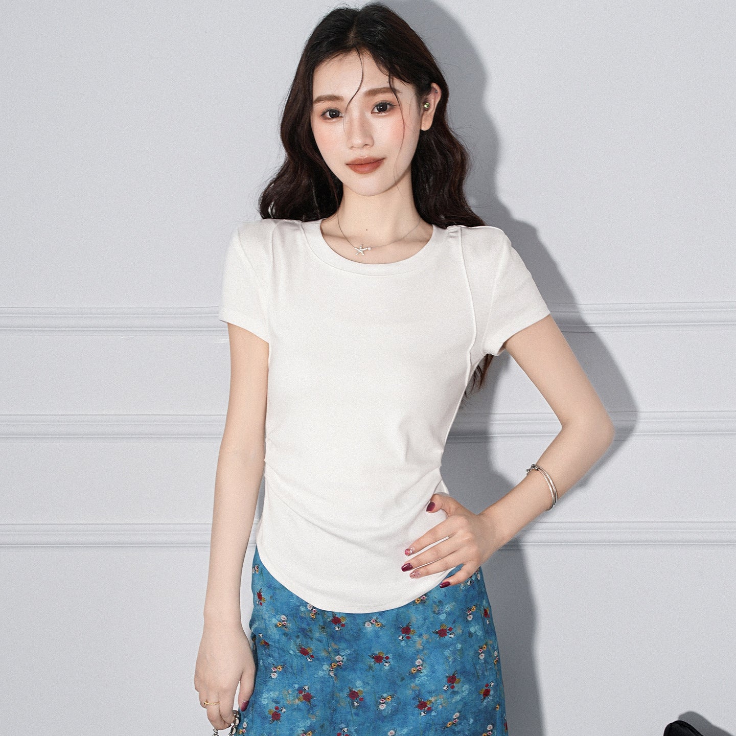 Round Neck Pleated Irregular Hem Short Sleeve T-Shirt for Women